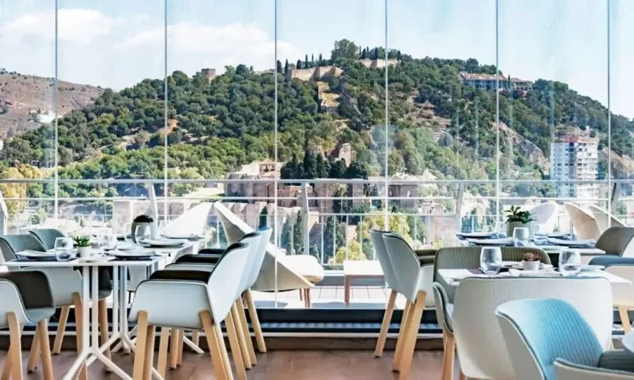 Hotel Málaga Palacio en Málaga