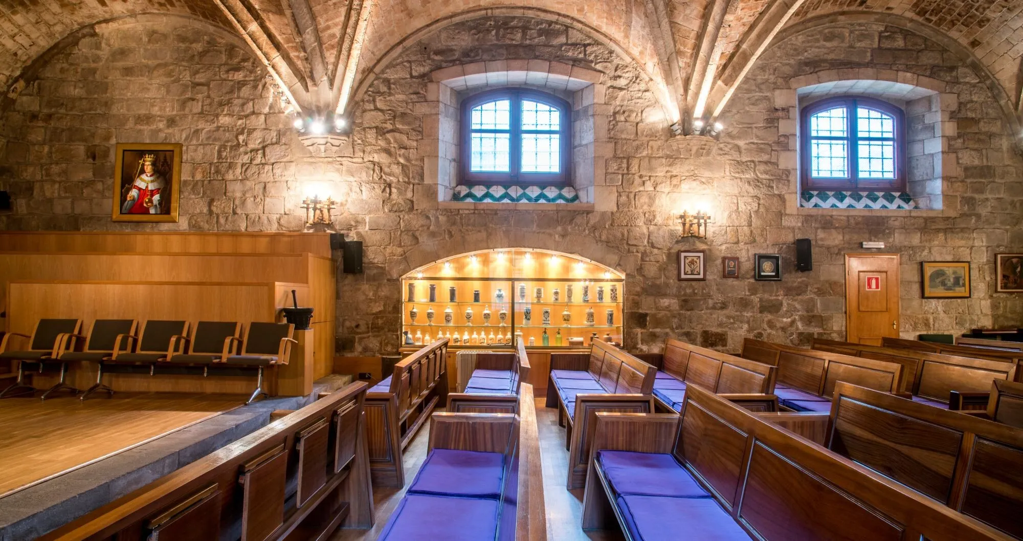 Real Academia de Farmacia de Cataluña en Barcelona